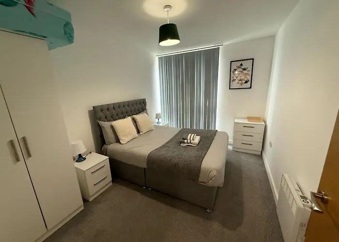 Escape To Modern 2Br In City Centre!